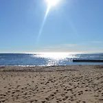 Apartment Mezzanine 4 Pers, Proche Plage, St Raphael - Fr-1-226a-163